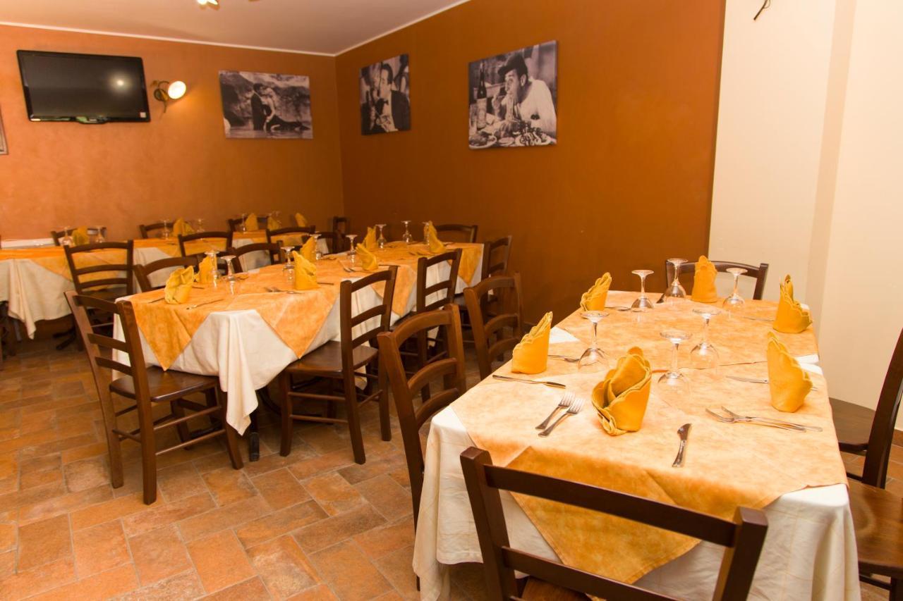 Appartamenti Anza Capo dʼOrlando Exterior foto